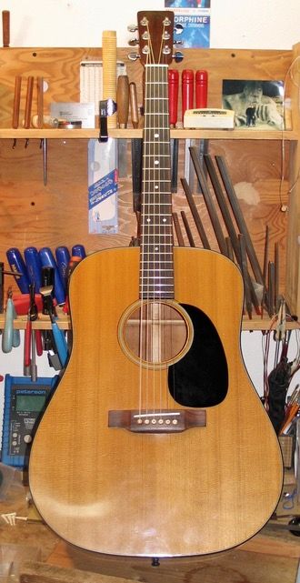 5.1973-Martin-D-18-pick-guard-replacement.jpg