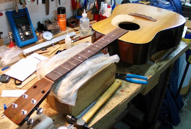 3.1973-Martin-D-18-neck-repair.jpg